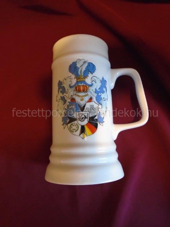 Egyetemi címeres korsó